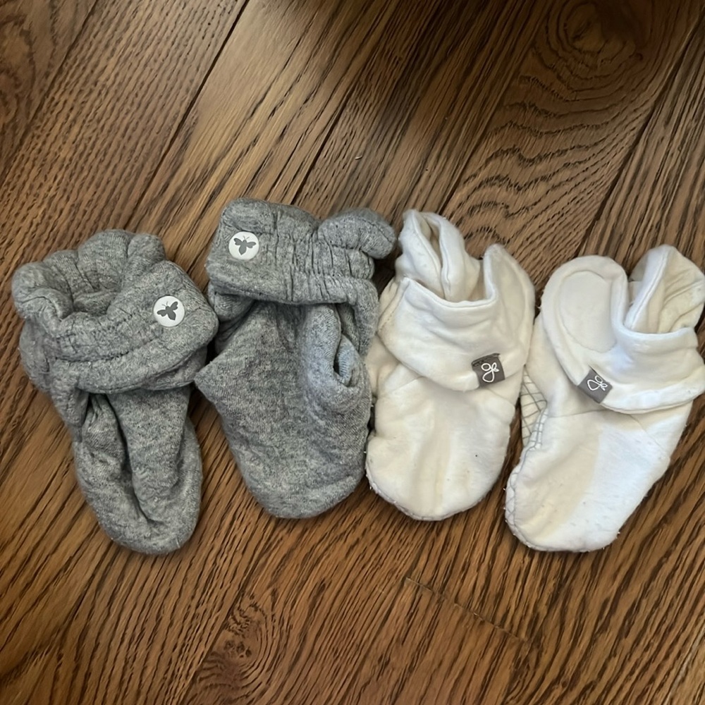 Two Pairs Newborn Booties